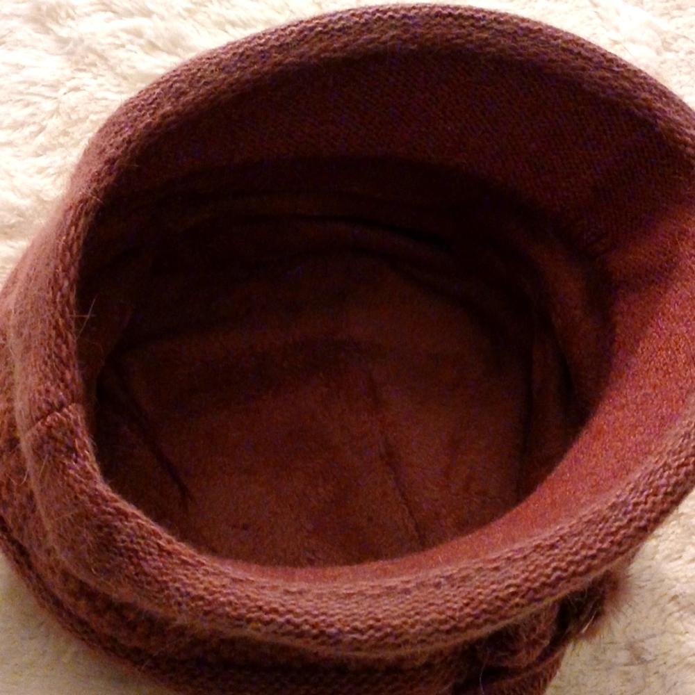 Beret Hat! - Picture 5 of 6